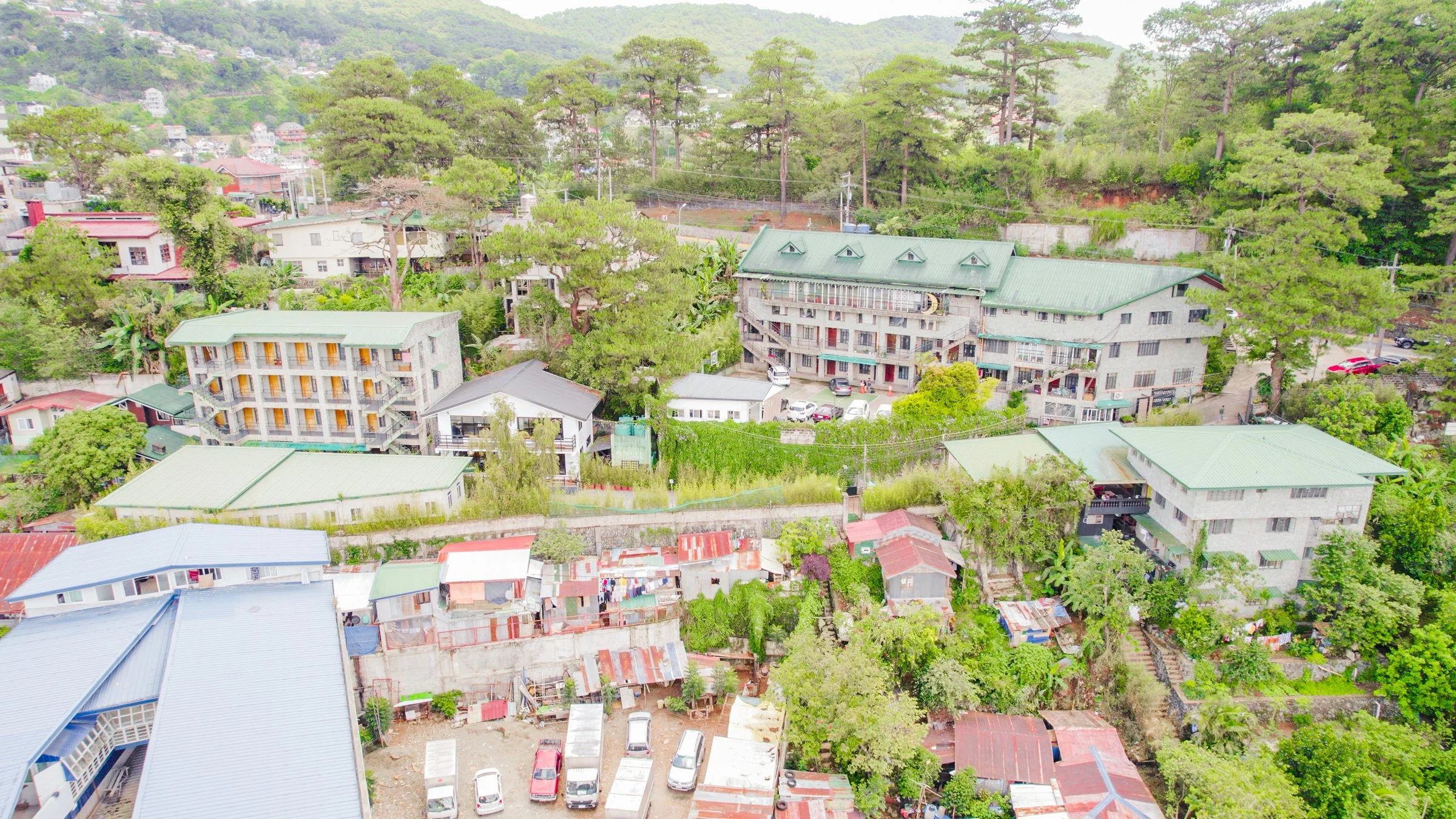 宿霧 vs 碧瑤:碧瑤山坡上的 JIC Challenger 語言學校校區與周邊市景空拍